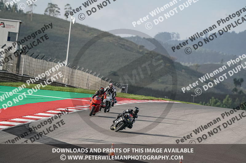 motorbikes;no limits;peter wileman photography;portimao;portugal;trackday digital images